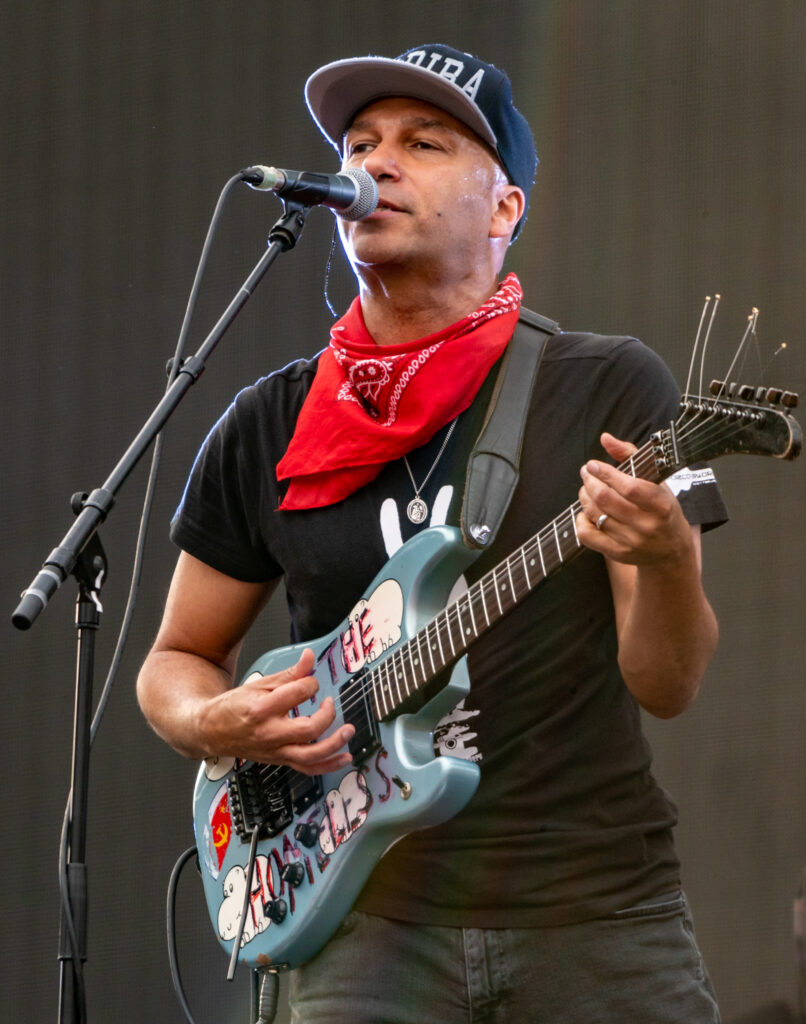 Tom Morello MuseBristol 050619 17 (48035846733) (cropped)