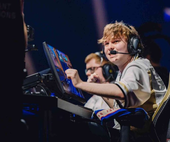 Riot Sanciona a un Pro Player de Valorant por realizar apuestas durante Worlds 2024