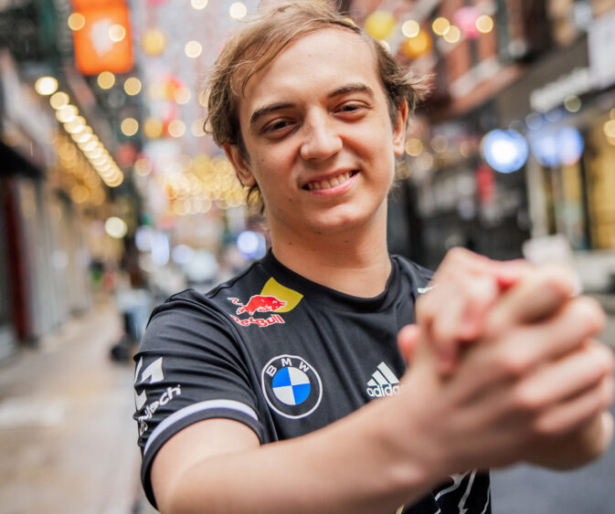 Caps renueva con G2 Esports hasta 2027 y se consolida como leyenda europea
